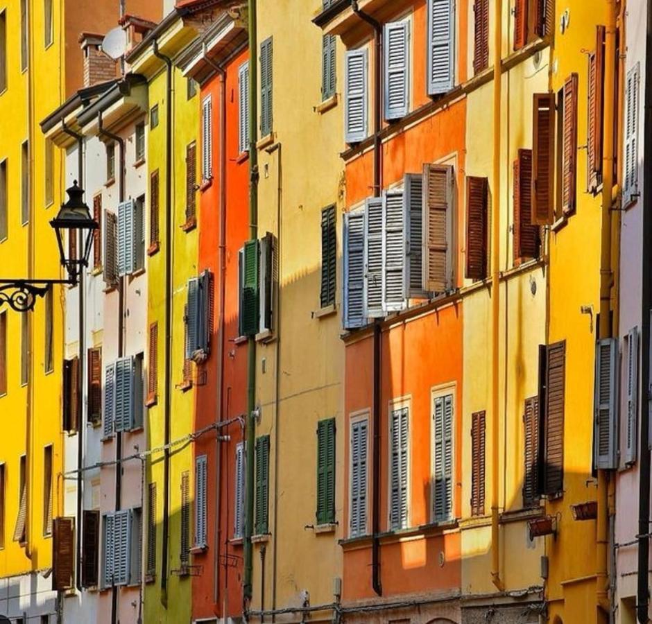 Ferienwohnung Parma Borgo Antico I I I Free Privat Parking Exterior foto