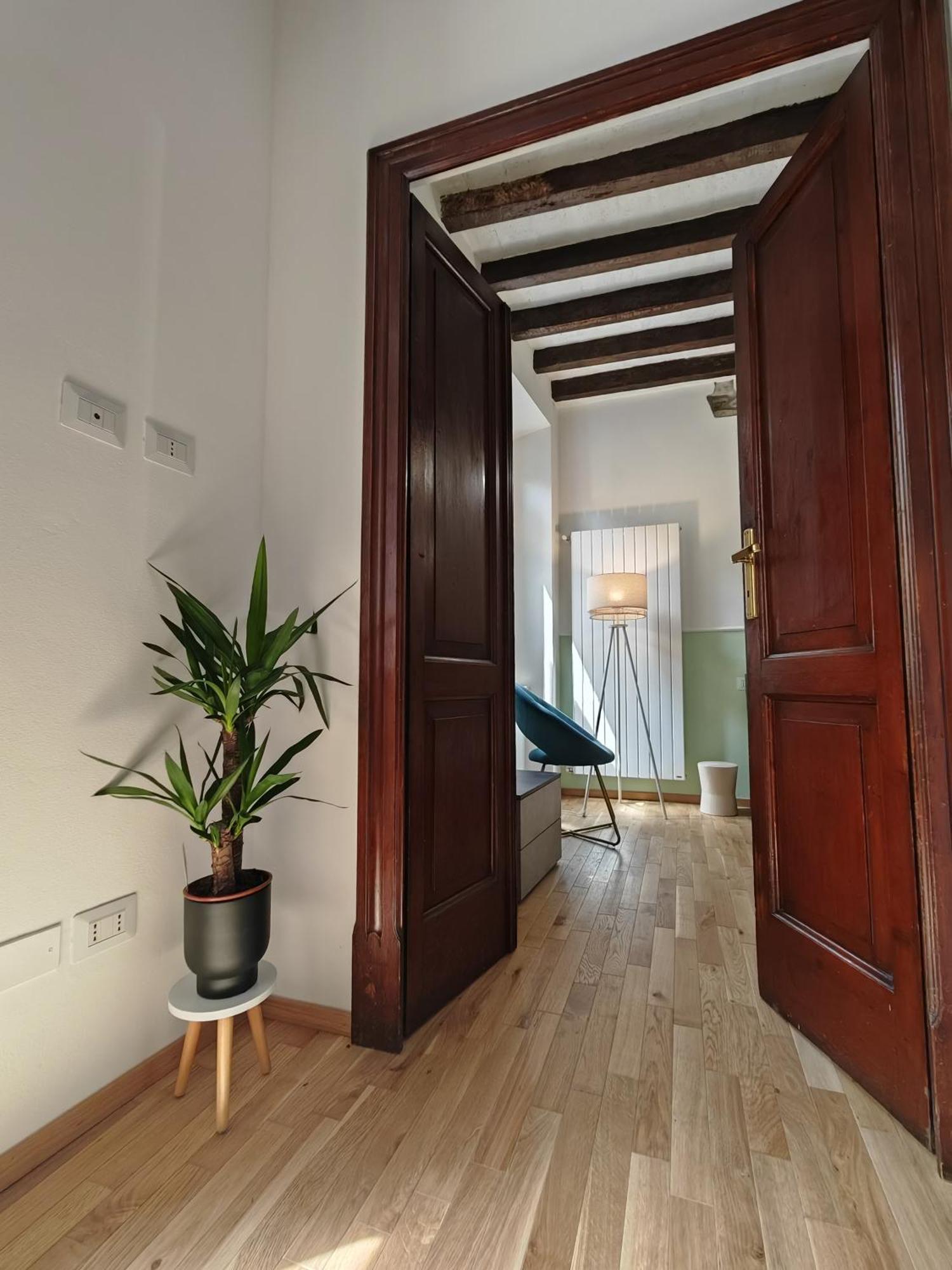 Ferienwohnung Parma Borgo Antico I I I Free Privat Parking Exterior foto